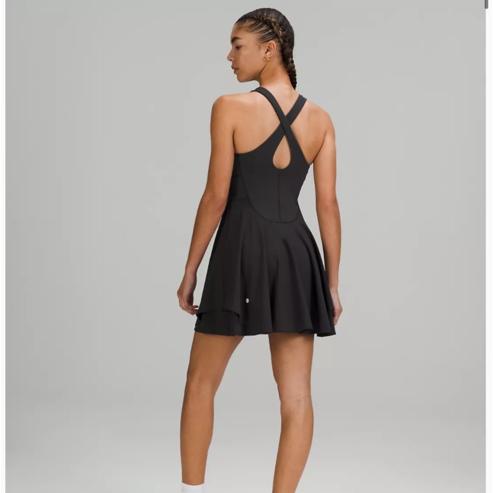 Black lululemon COURT CRUSH DRESS size 2